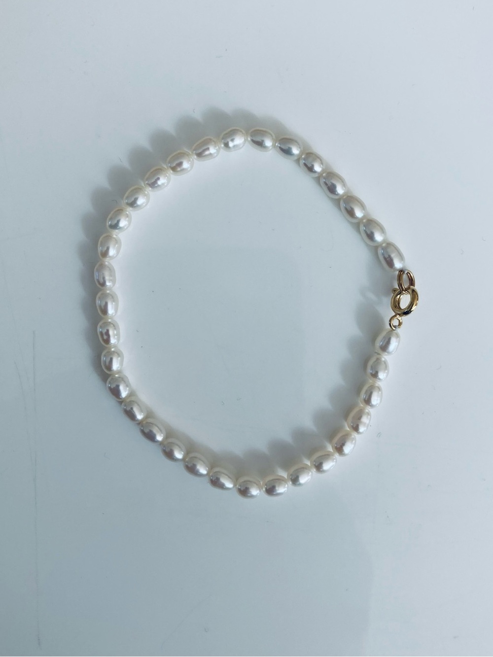 Dainty freshwater pearl minimalist bracelet